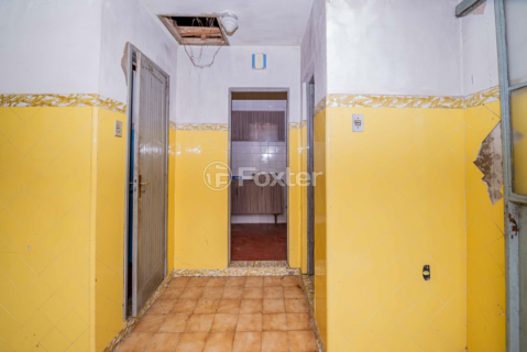 Image 61 - 958600