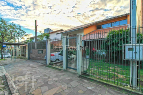 Image 31 - 958607