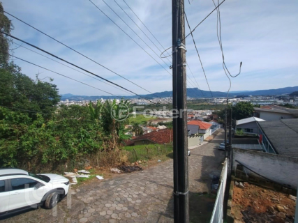 Image 13 - 958649