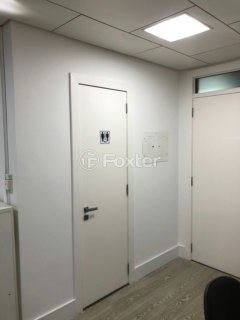 Image 7 - 958690