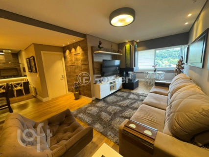 Image 4 - 958720