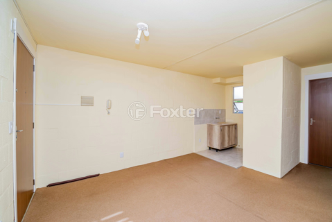 Image 5 - 958740