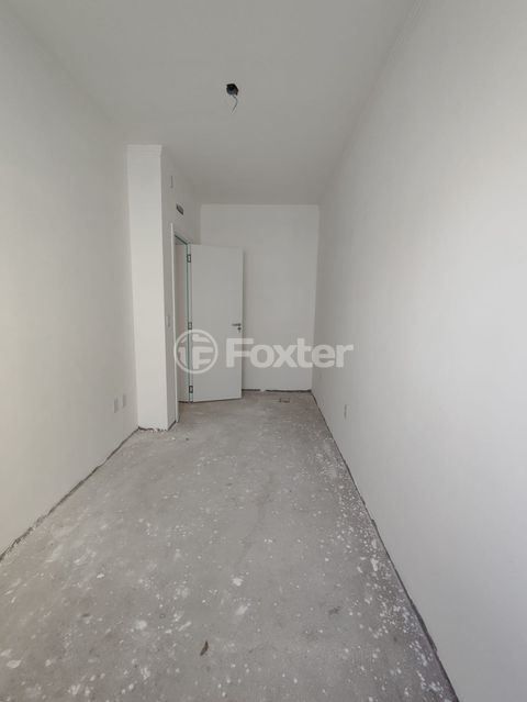 Image 6 - 958742