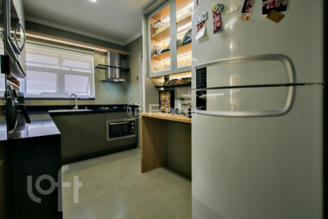 Image 3 - 958745