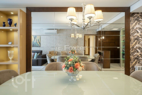 Image 4 - 958760