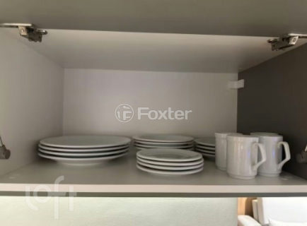 Image 10 - 958774