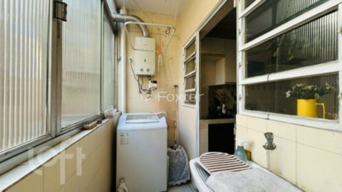 Image 32 - 958775