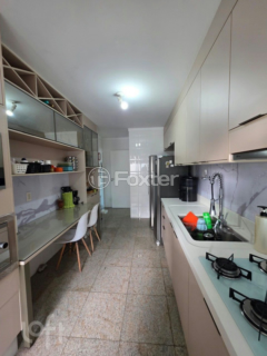 Image 28 - 958815