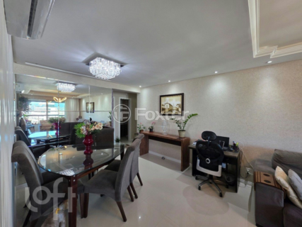 Image 21 - 958815