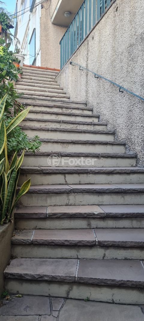 Image 3 - 958837