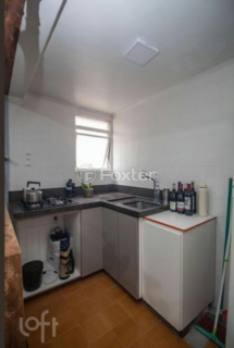 Image 7 - 958852