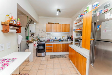Image 45 - 958918
