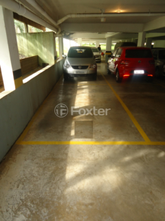 Image 9 - 958950