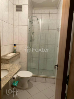 Image 6 - 958995