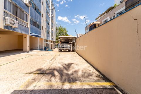 Image 33 - 959018