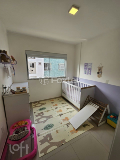 Image 28 - 959025
