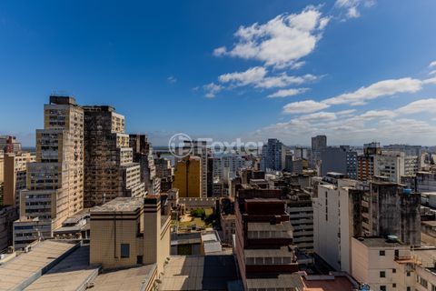 Image 16 - 959036