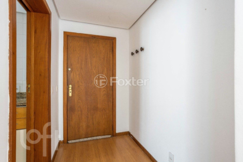 Image 8 - 959046