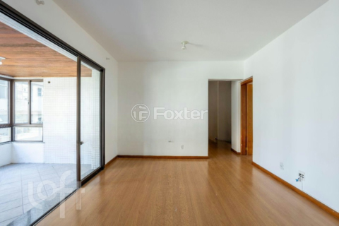 Image 4 - 959046
