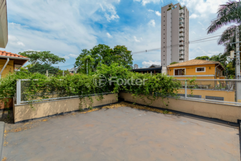 Image 37 - 959185