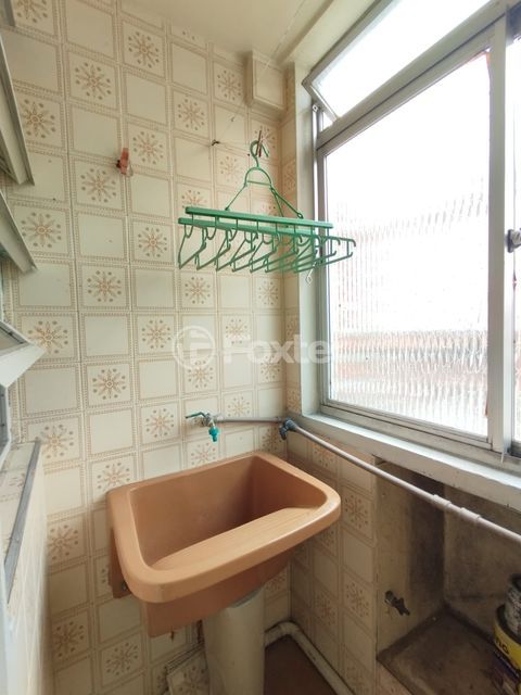 Image 8 - 959239
