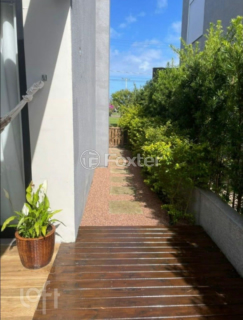 Image 11 - 959374