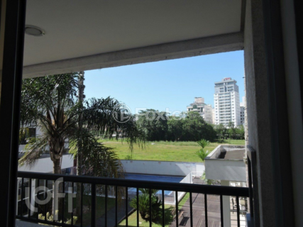 Image 14 - 959401