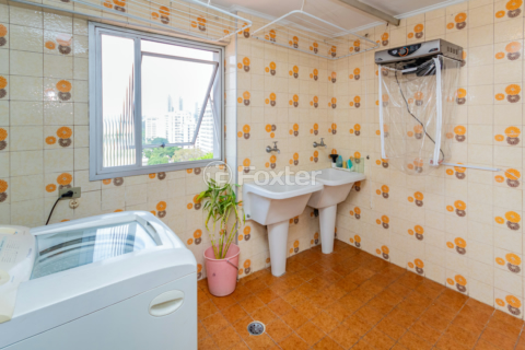 Image 31 - 959474