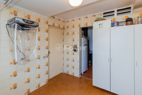 Image 32 - 959474