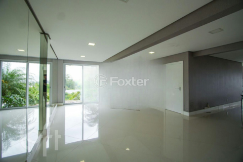 Image 17 - 959516