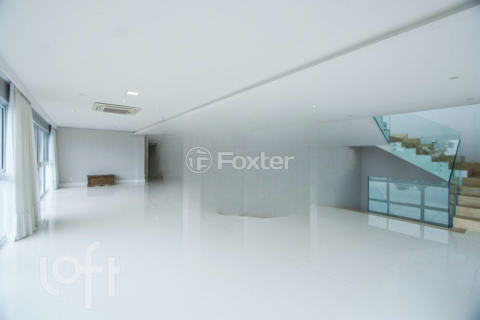 Image 20 - 959516