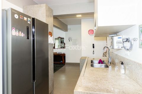Image 31 - 959532