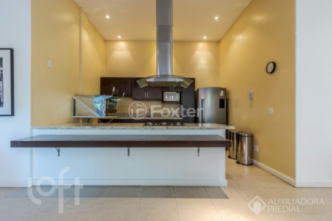 Image 31 - 959558