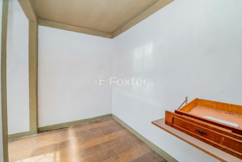 Image 35 - 959607
