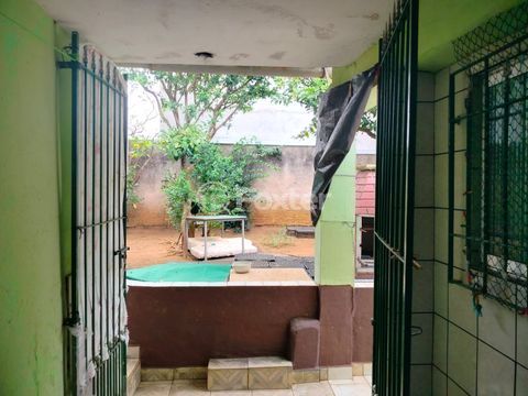 Image 38 - 959615