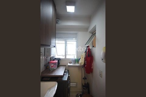 Image 6 - 959675