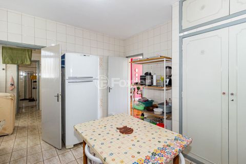 Image 22 - 959827