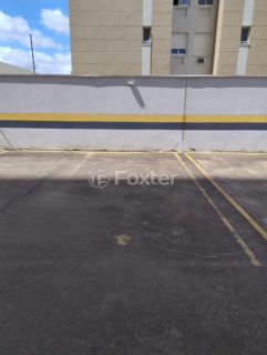 Image 32 - 959951