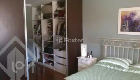 Image 17 - 959991