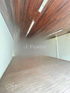 Image 8 - 960010
