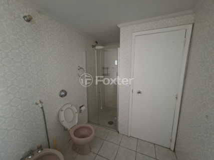 Image 7 - 960103