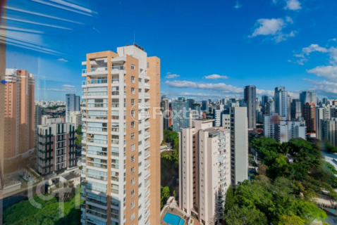 Image 87 - 960299