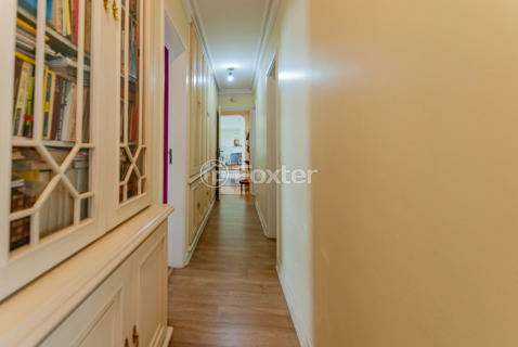 Image 31 - 960340
