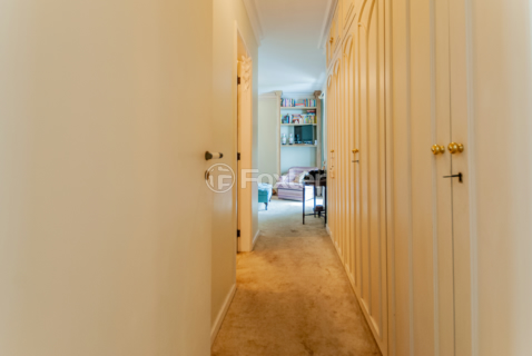 Image 30 - 960340