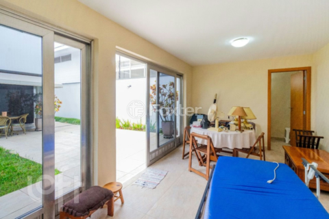Image 34 - 960420