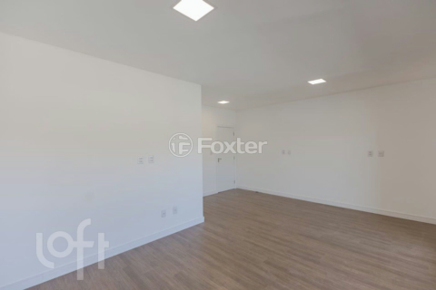 Image 31 - 960642