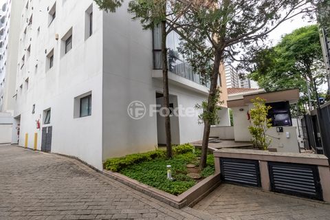 Image 44 - 960702