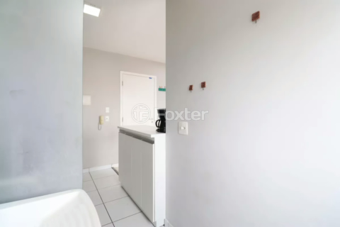 Image 7 - 960724