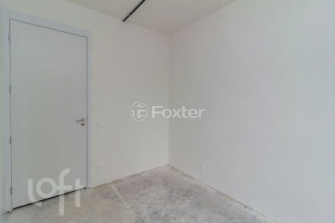 Image 37 - 960777