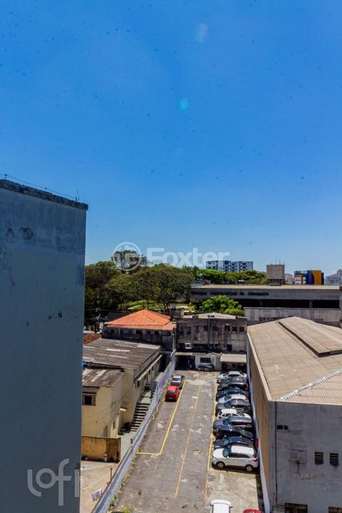 Image 8 - 960895